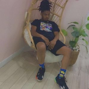 Meet your Posher, Miles